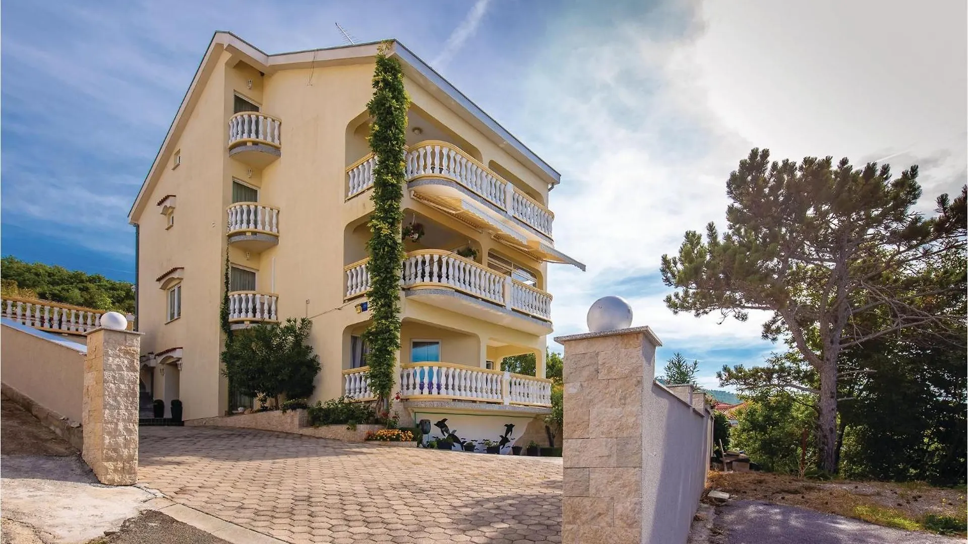 Awesome Apartment In Crikvenica With Wifi